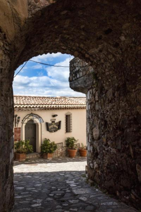 Гостиница Borgo Medievale, Кастелмола
